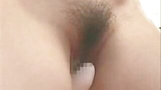 Garota video de sexo com gordas brasileiras gostosa fodeu com um beijo no trabalho.